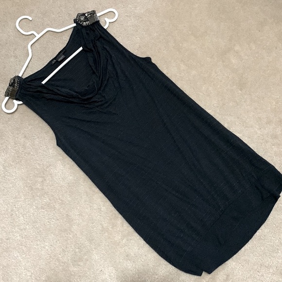 A/X loose fit sleeveless - Picture 2 of 12